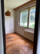 Dohoda na cene. 3 izb.byt v povodnom stave v meste
