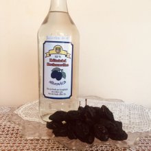 Domáca Pálenka Slivovica - čistý ovocný destilát