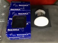 Dizajnova biela bateria, click-clack a sifon