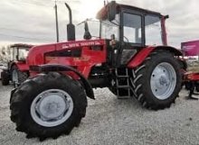 Belarus MTZ 1221.3 Traktor