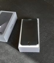 iPhone 8 plus 64gb space grey