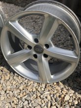 Hliníkové disky z Audi Q7