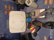 PS ONE + VOLANT+ PRISL. + SERIA CRASH BANDICOOT
