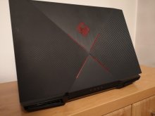 Našlapaný Herný Notebook OMEN + Darčeky