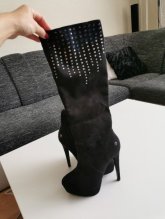 Elegantné čižmy na platforme