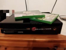 Xbox one + 3 hry a kabeláž