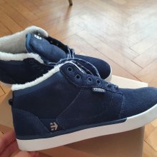 Etnies kozene topanky 37