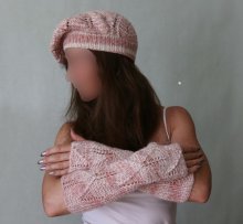 Ručne pletený set - baret a návleky