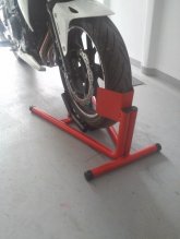 Stojan na moto