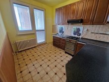 na predaj 2,5(3)-izbový byt, pivnice - Bratislava