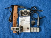 OLYMPUS OM-D E-M5 mark III
