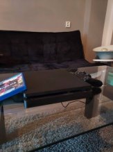 Predám Playstation 4 Slim 500GB