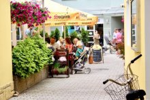 TAVERNA - grécka reštaurácia v Piešťanoch