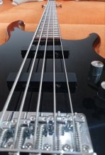 Cort Action Bass V