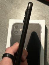 Predám iPhone 11 128 GB black