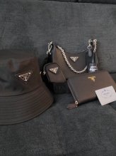 PRADA módne doplnky