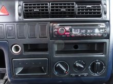 VOLKSWAGEN T4 CARAVELLE 2.5 TDI KR