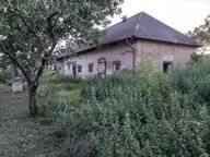 Predam dom s velkym pozemkom v Seliciach