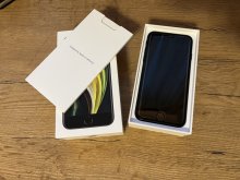 Predám iPhone SE 2020 čierny 128GB