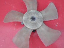 ventilátor z predného chladiča na Suzuki Swift