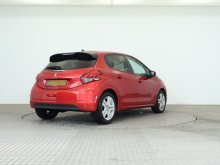 Peugeot 208 Hatchback 61 kw Manuál