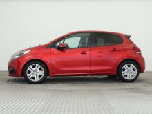 Peugeot 208 Hatchback 61 kw Manuál