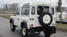 LAND ROVER DEFENDER