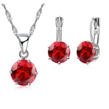 Elegantný strieborný set s červeným zirkónom