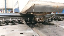 Trumpf TRUMATIC 3000 R/vysekávací a děrovací stroj