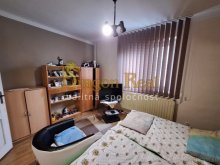 Poschodový 5 izbový rodinný dom s letnou kuchynkou