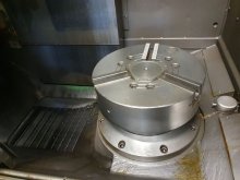Doosan PUMA V550 - Karusel jednostojanový