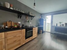 Moderný 1-izbový byt s balkónom, parkovaním a k
