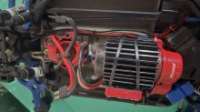 TRAXXAS EMAXX BRUSHLES 4x4 – fotografia 4