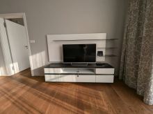 MODERNÝ 2-IZBOVÝ BYT S GARÁŽOVÝM STÁTÍM A PIVNICOU – fotografia 3