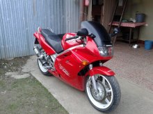 Predám VFR 750 RC36