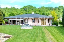 Luxusný bungalov, bazén - ID 1305022702