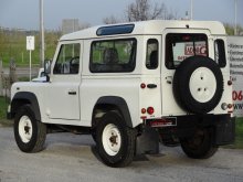 land rover defender 90