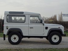land rover defender 90