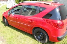 Peugeot207sw 1.4 Vti 2010    85 000km poškodený
